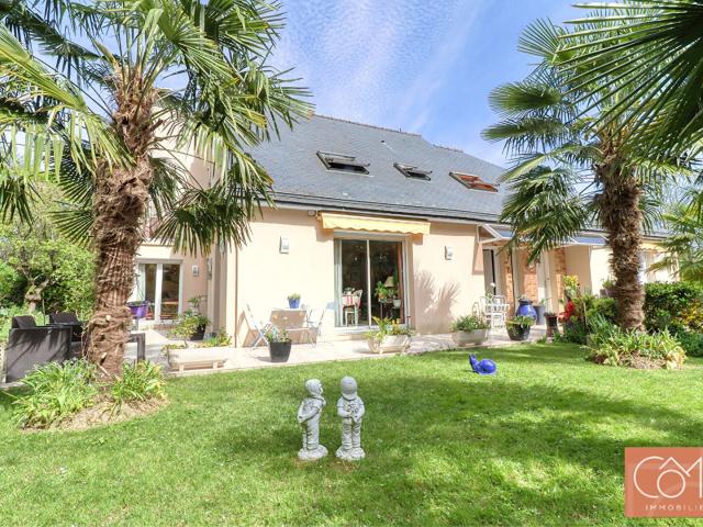 Maison 8 pièces 244 m²