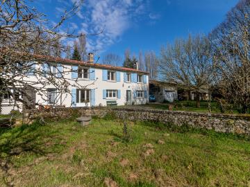 Maison 8 pièces 245 m²