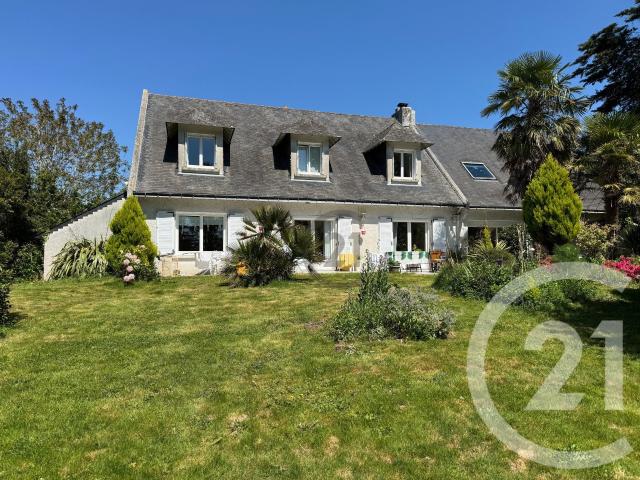 Maison 8 pièces 245 m²