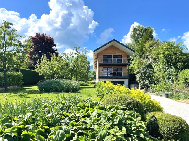 Maison 8 pièces 246 m²