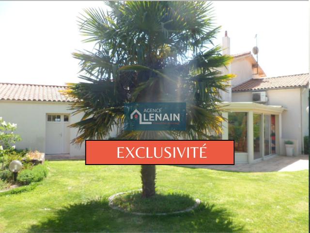 Maison 8 pièces 246 m²