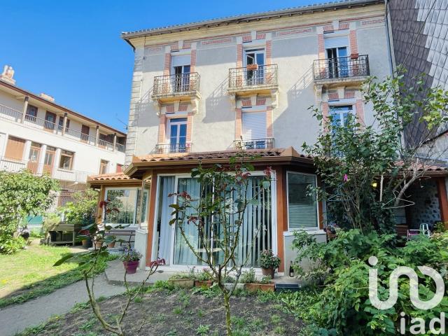 Maison 8 pièces 247 m²