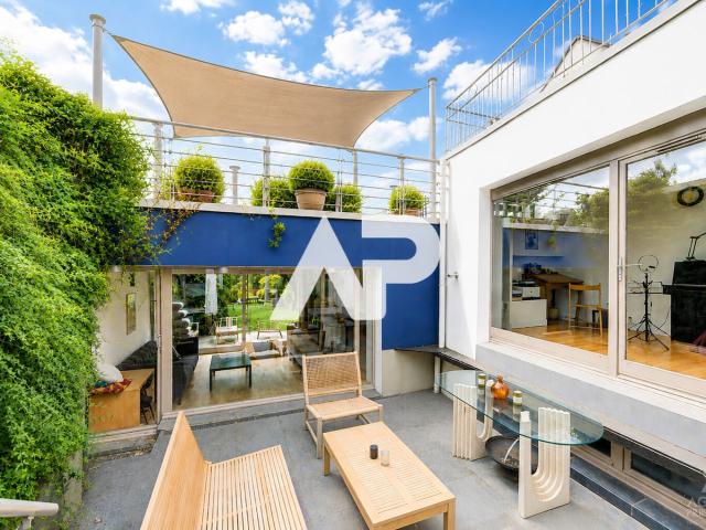 Maison 8 pièces 247 m²