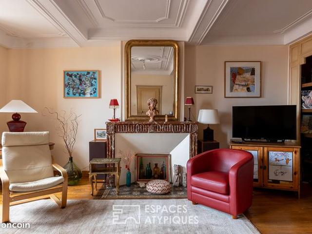 Maison 8 pièces 247 m²