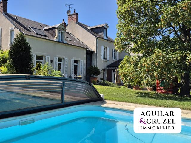 Maison 8 pièces 247 m²