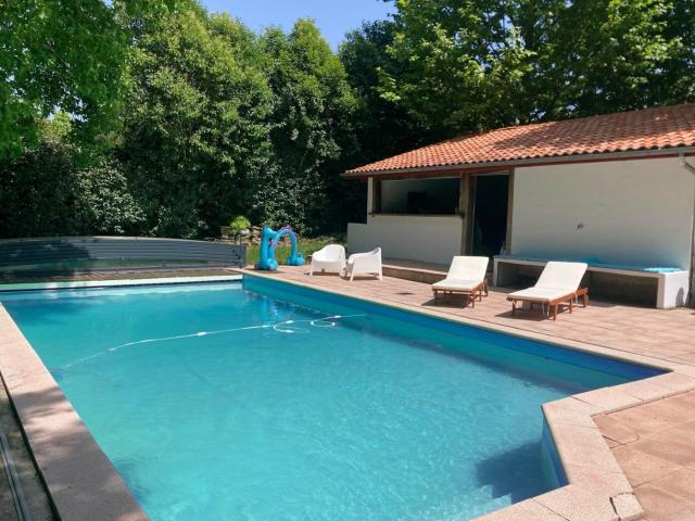 Maison 8 pièces 248 m²