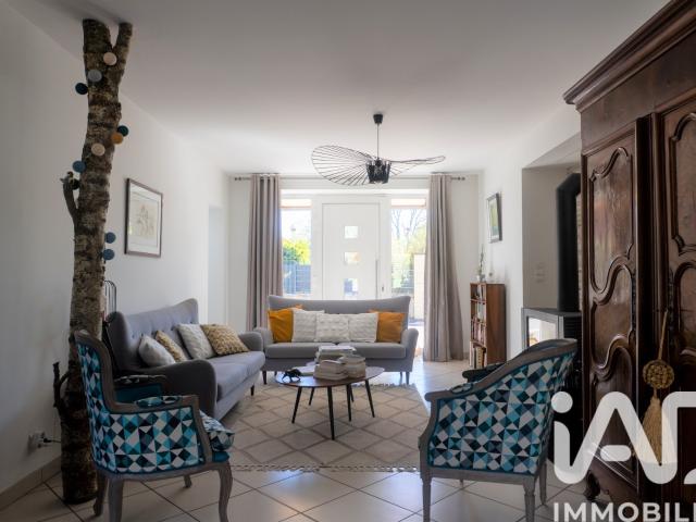 Maison 8 pièces 248 m²