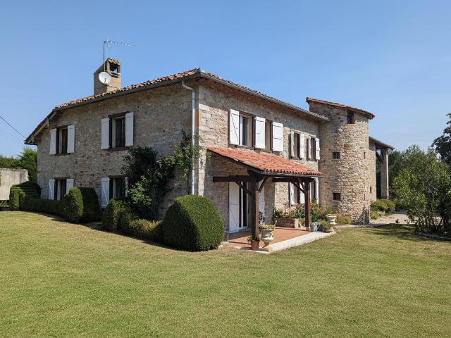 Maison 8 pièces 248 m²