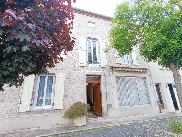 Maison 8 pièces 248 m²