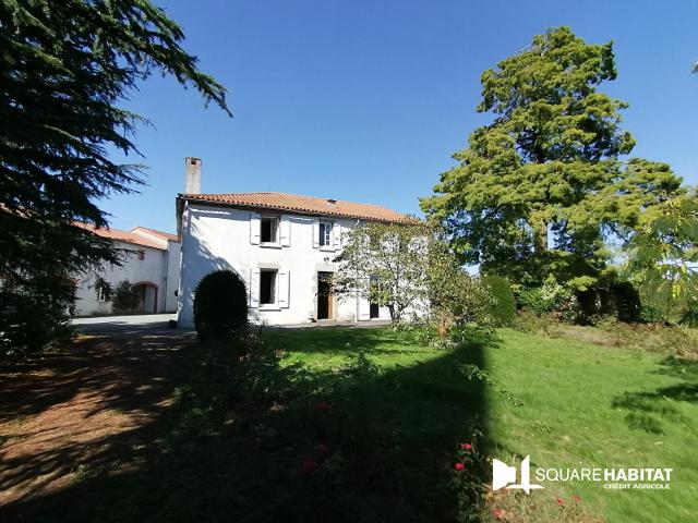 Maison 8 pièces 248 m²