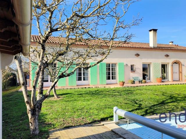 Maison 8 pièces 249 m²