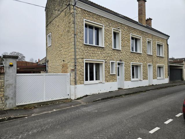 Maison 8 pièces 249 m²