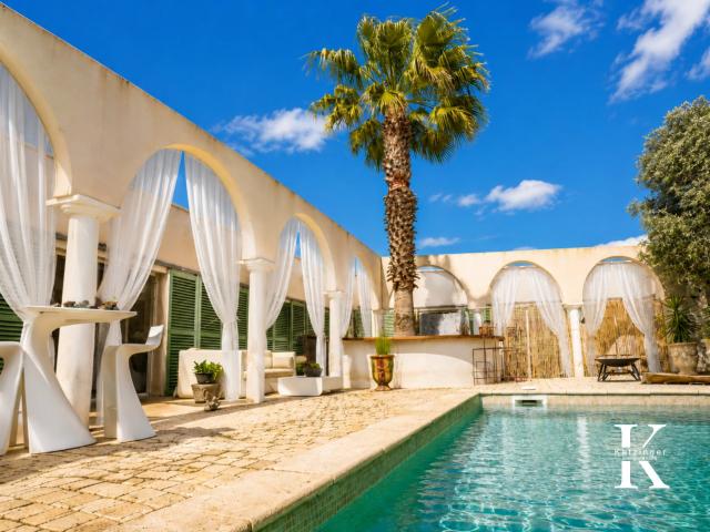 Maison 8 pièces 249 m²