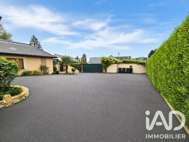 Maison 8 pièces 240 m²