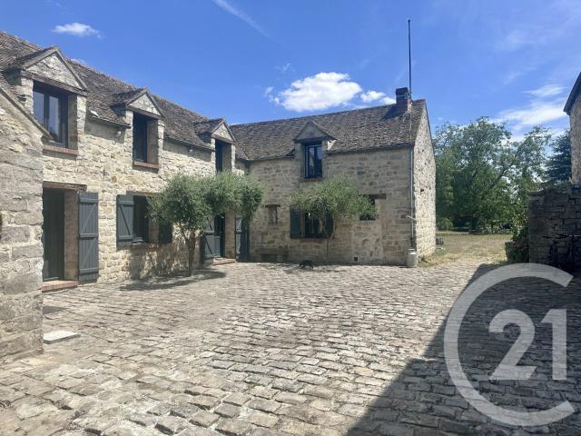 Maison 8 pièces 240 m²