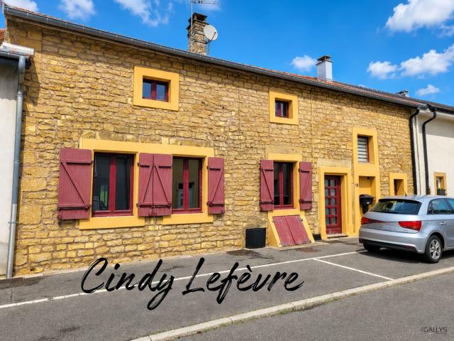 Maison 8 pièces 240 m²