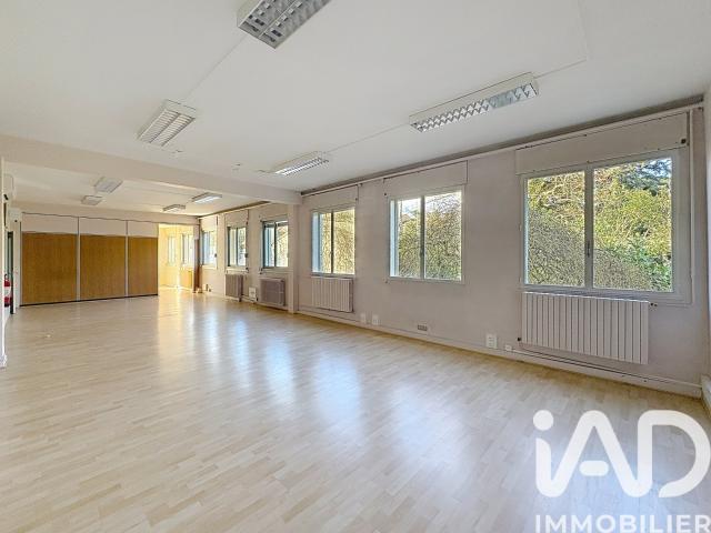 Maison 8 pièces 240 m²