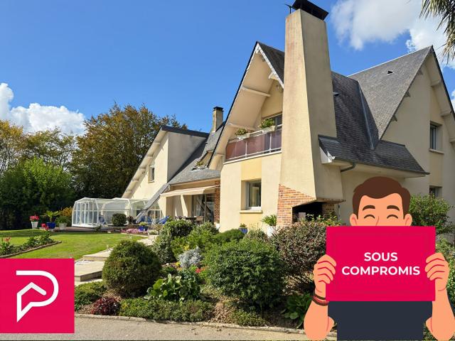 Maison 8 pièces 240 m²