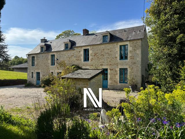 Maison 8 pièces 240 m²