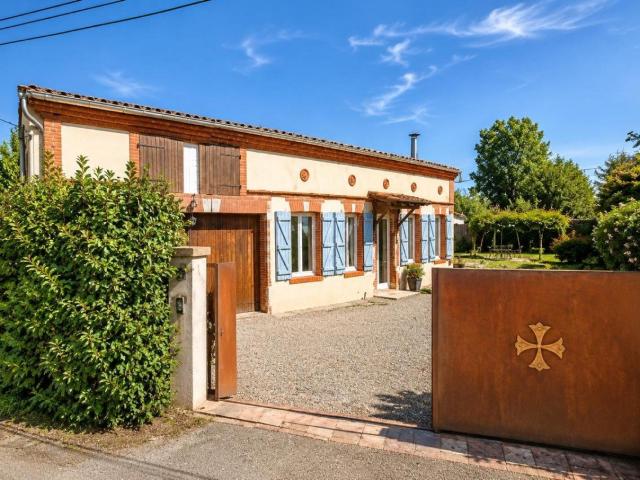 Maison 8 pièces 240 m²