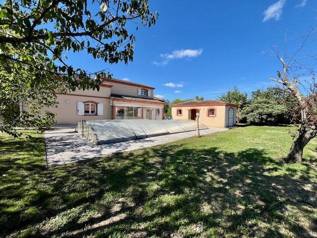 Maison 8 pièces 240 m²