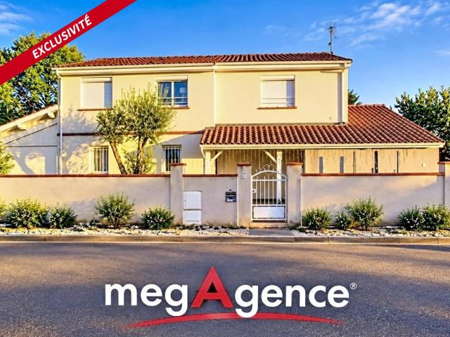 Maison 8 pièces 240 m²