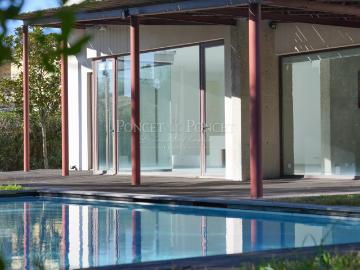 Maison 8 pièces 240 m²