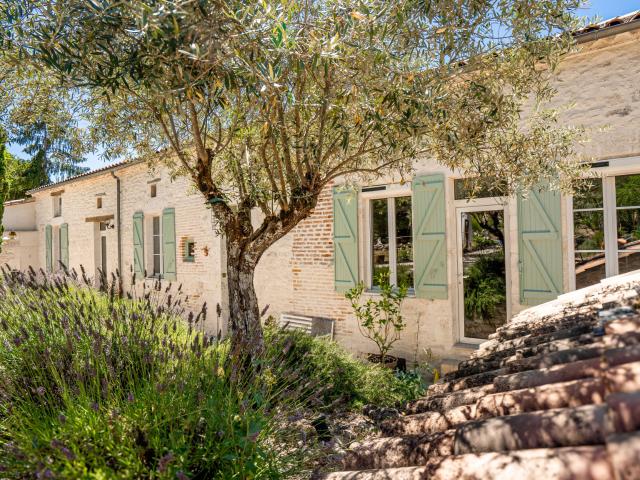 Maison 8 pièces 240 m²