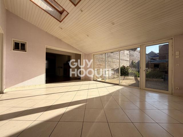 Maison 8 pièces 240 m²