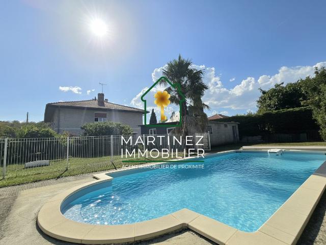 Maison 8 pièces 240 m²