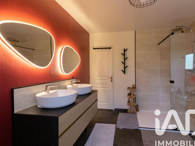 Maison 8 pièces, 240 m² à louer à Chambois 27240