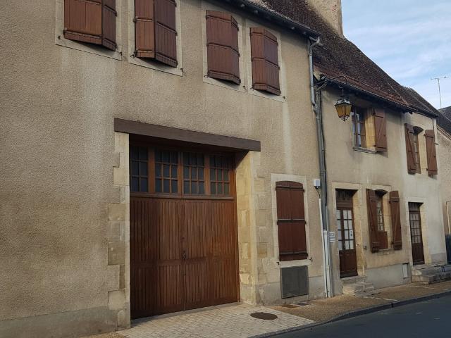 Maison 8 pièces 241 m²