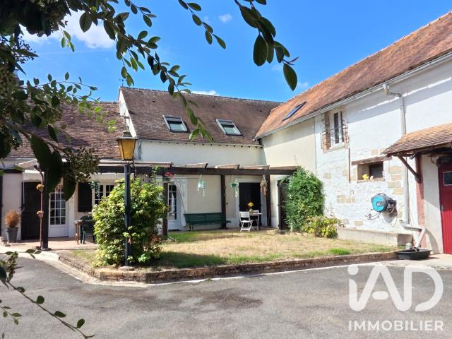 Maison 8 pièces 241 m²