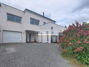 Maison 8 pièces 241 m²