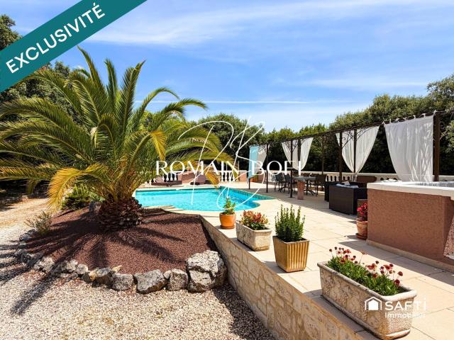 Maison 8 pièces 242 m²