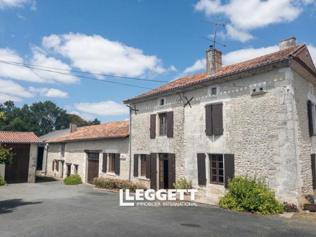 Maison 8 pièces 242 m²