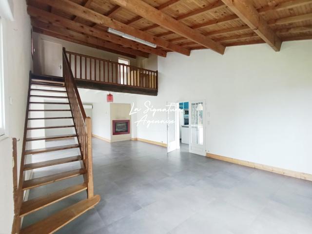 Maison 8 pièces 242 m²