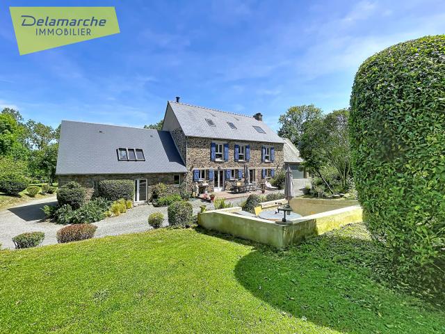 Maison 8 pièces 243 m²