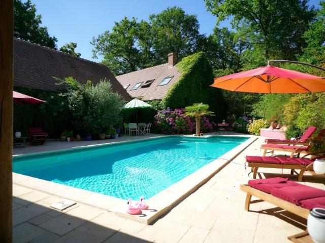 Maison 8 pièces 243 m²