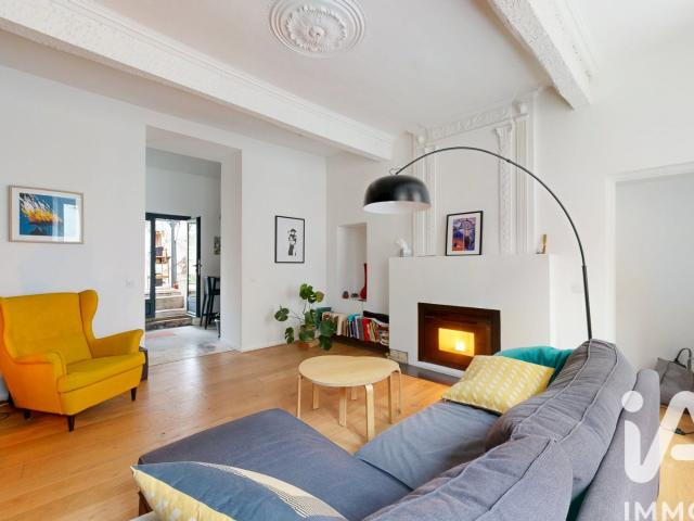 Maison 7 pièces 254 m²