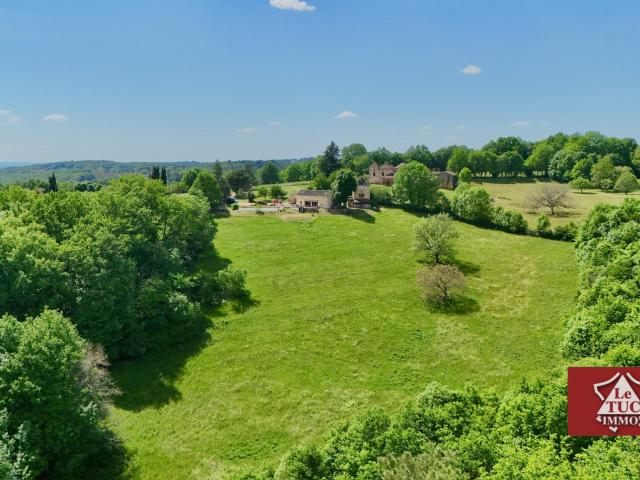 Maison 8 pièces 255 m²