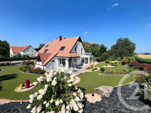 Maison 8 pièces 255 m²