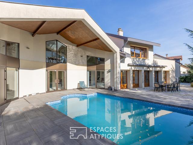 Maison 8 pièces 257 m²