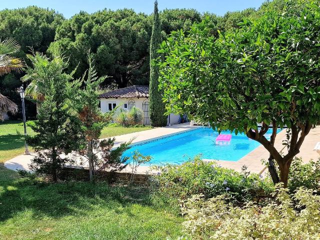 Maison 8 pièces 257 m²