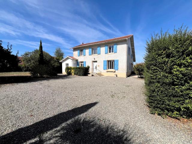 Maison 8 pièces 257 m²