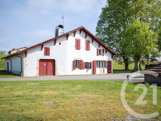 Maison 8 pièces 257 m²