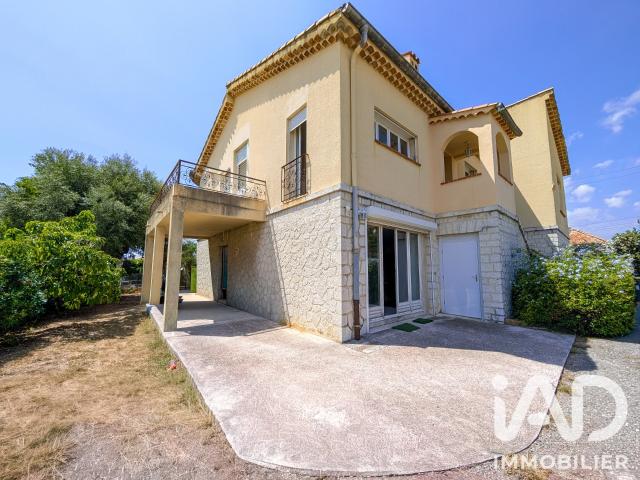 Maison 8 pièces 258 m²
