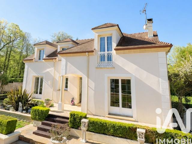 Maison 8 pièces 258 m²