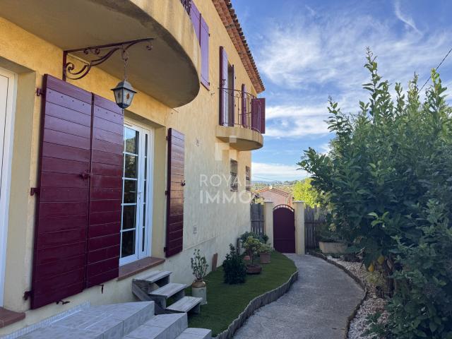 Maison 8 pièces 258 m²