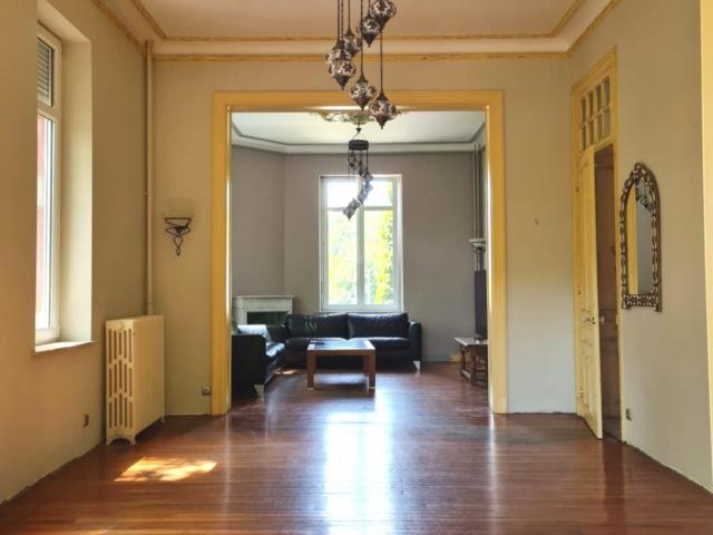 Maison 8 pièces 258 m²